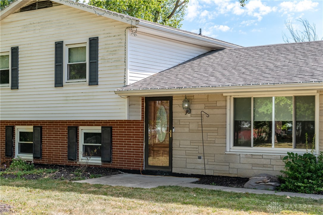 4919 Panhandle Road St. Paris, OH 43072 - Photo 4 of 50 Gallery Image 4