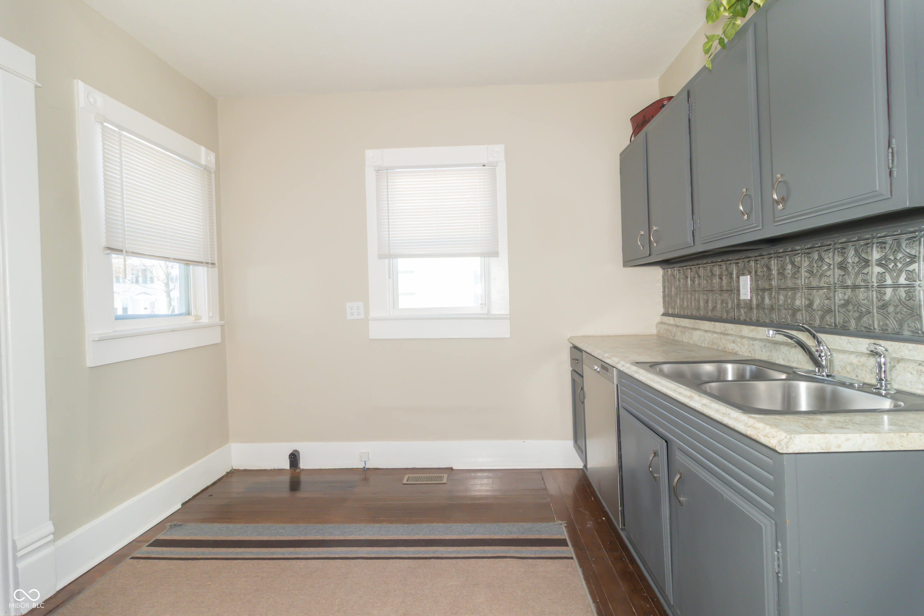 621 North State Street Greenfield, IN 46140 - Photo 12 of 48