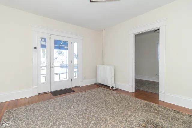 $309,900 | 621 North State Street, Greenfield, IN 46140