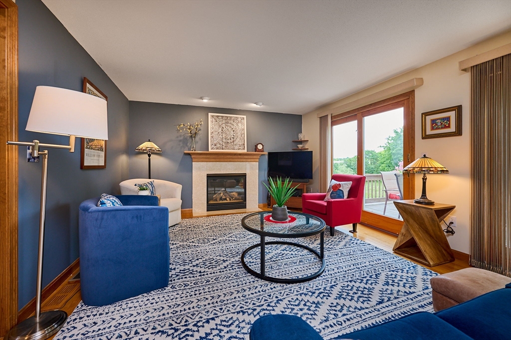 1 Spring Meadows South Hadley, MA 01075 - Photo 5 of 42