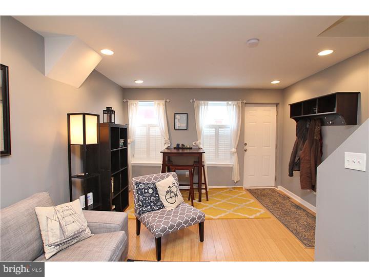 2111 Manton Street Philadelphia, PA 19146 - Photo 11 of 25