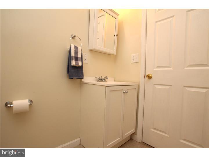 2111 Manton Street Philadelphia, PA 19146 - Photo 18 of 25