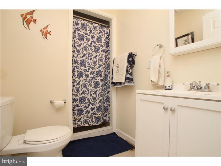 2111 Manton Street Philadelphia, PA 19146 - Photo 20 of 25