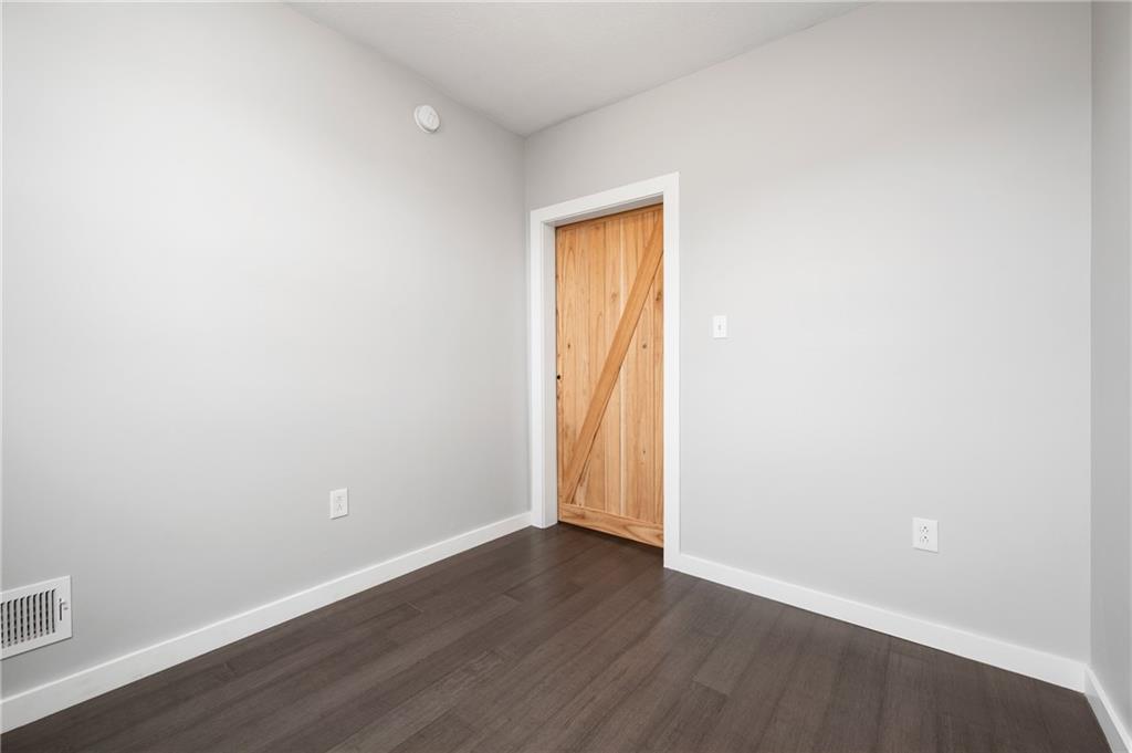 5147 Keystone Street Pittsburgh, PA 15201 - Photo 14 of 24 Gallery Image 14