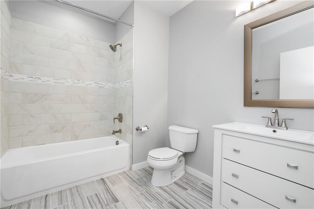 5147 Keystone Street Pittsburgh, PA 15201 - Photo 18 of 24 Gallery Image 18