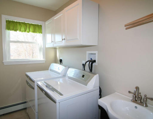 19 Wayland Road Wakefield, MA 01880 - Photo 15 of 17 Gallery Image 15