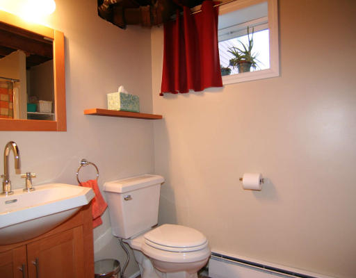 19 Wayland Road Wakefield, MA 01880 - Photo 9 of 17 Gallery Image 9