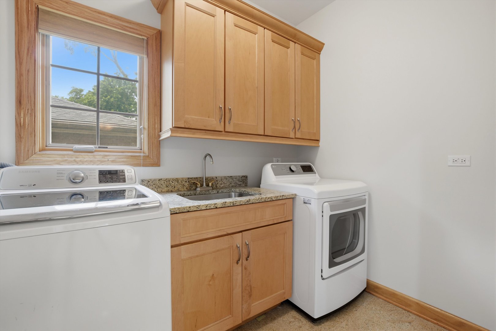 1825 South Fairview Avenue Park Ridge, IL 60068 - Photo 14 of 40