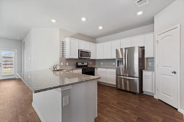 $1,950 | 187 Coralbean Drive, Kyle, TX 78640