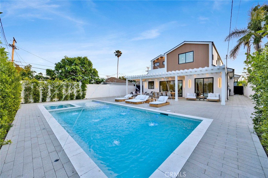 706 South Kenneth Road Burbank, CA 91501 - Photo 12 of 53