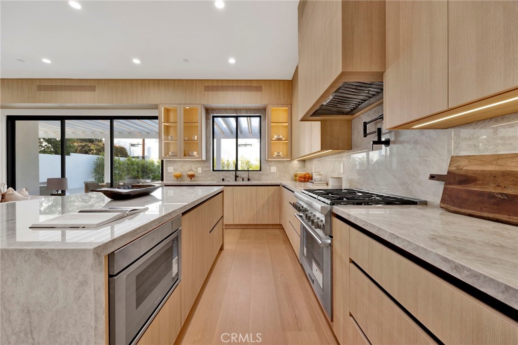 706 South Kenneth Road Burbank, CA 91501 - Photo 28 of 53