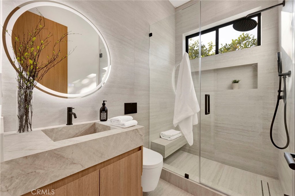 706 South Kenneth Road Burbank, CA 91501 - Photo 30 of 53