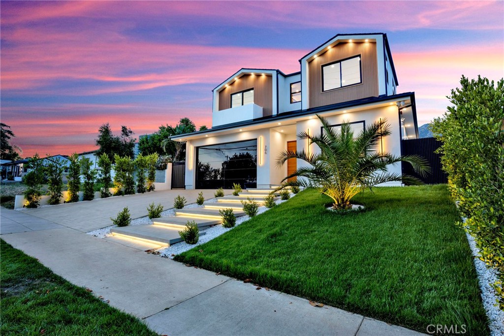 706 South Kenneth Road Burbank, CA 91501 - Photo 3 of 53