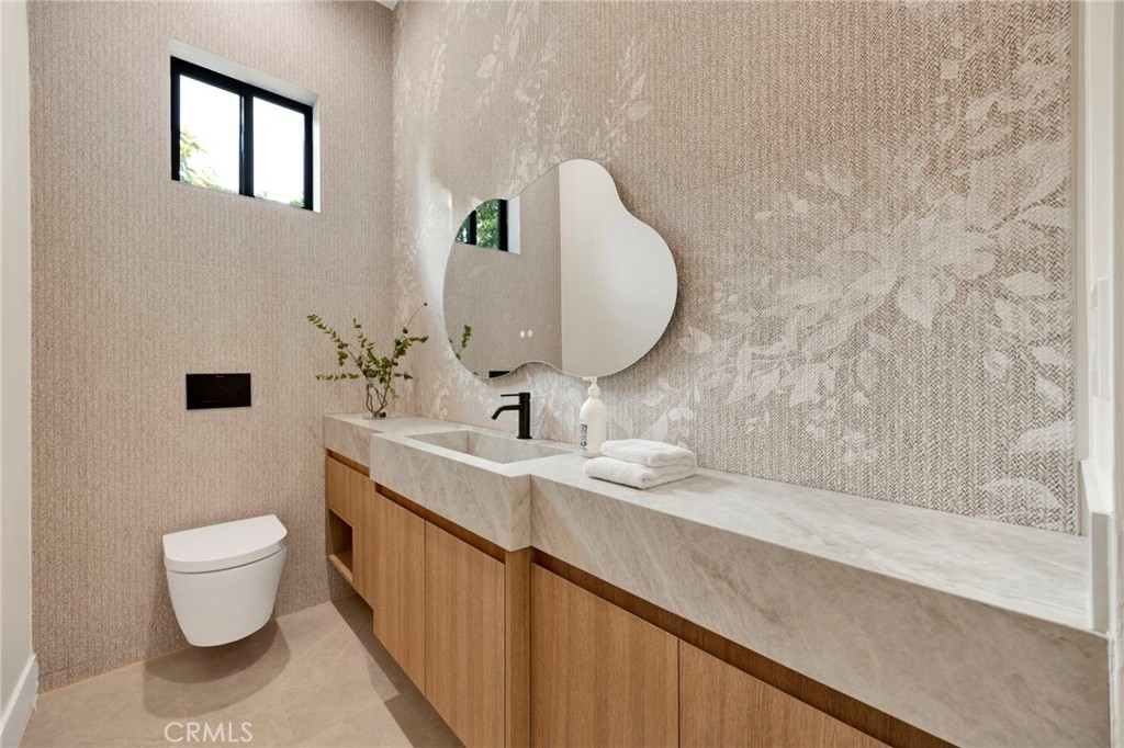 706 South Kenneth Road Burbank, CA 91501 - Photo 31 of 53