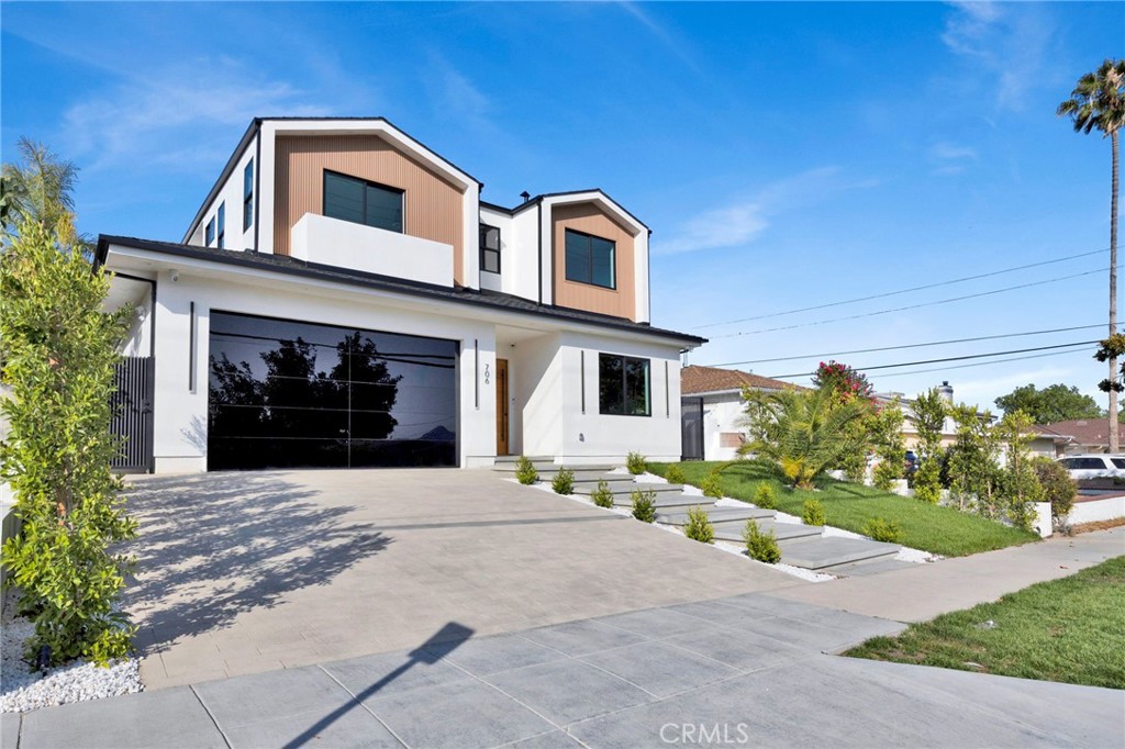706 South Kenneth Road Burbank, CA 91501 - Photo 9 of 53