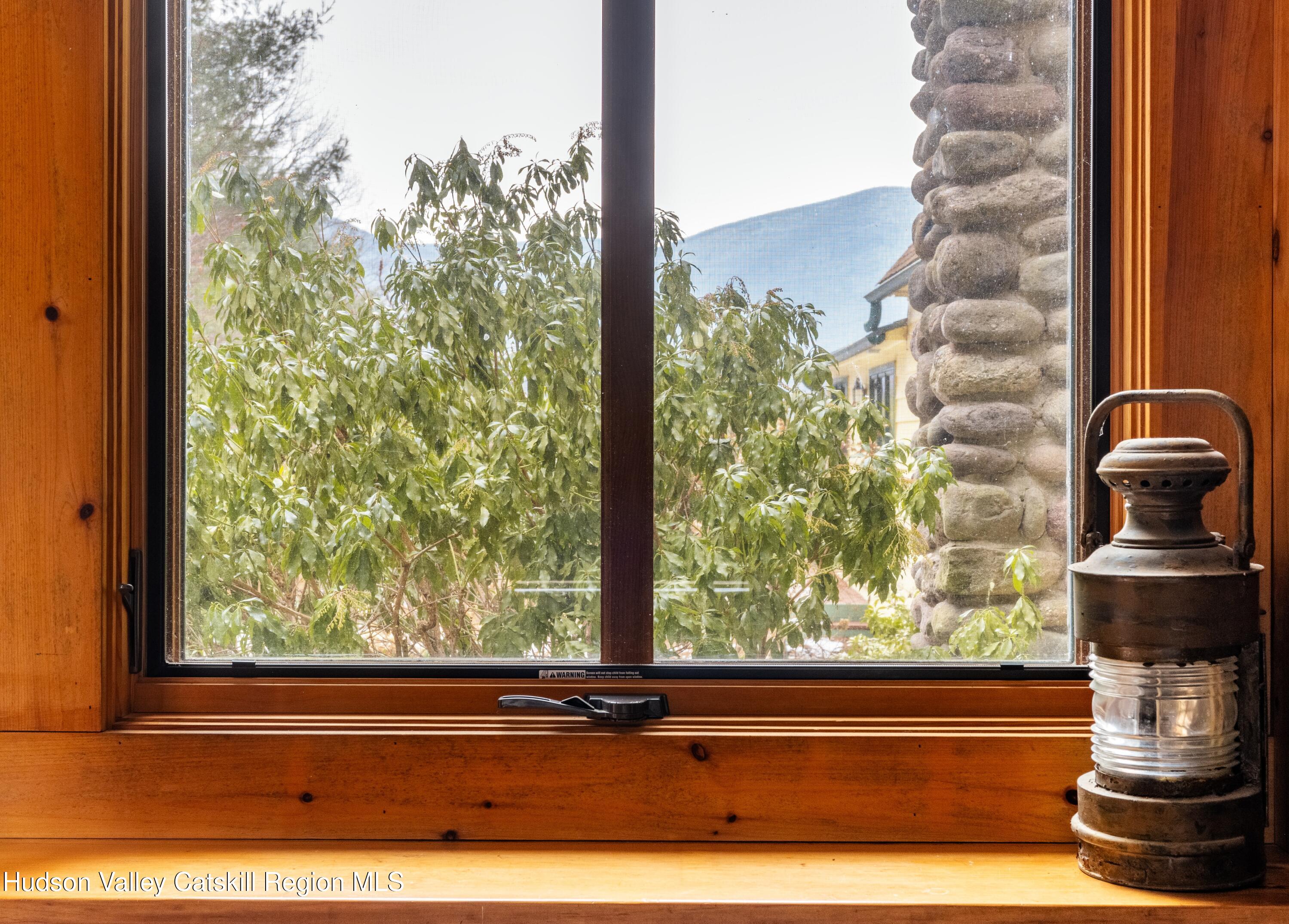 72 High Point Mountain Road West Shokan, NY 12494 - Photo 16 of 33 a window