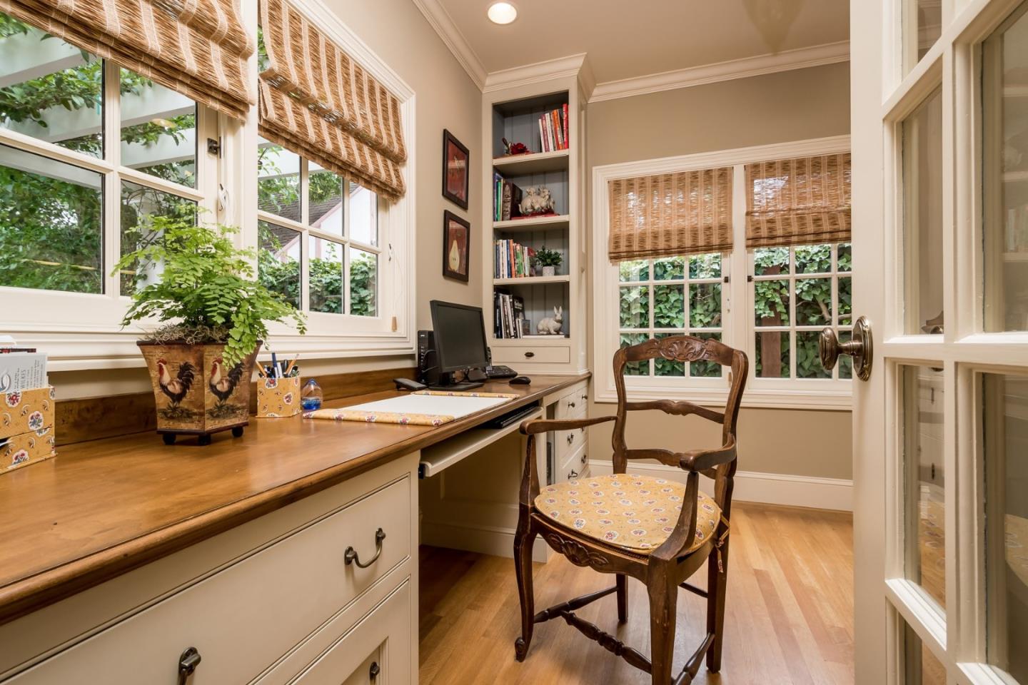 570 Edgewood Road San Mateo, CA 94402 - Photo 15 of 40 Gallery Image 15