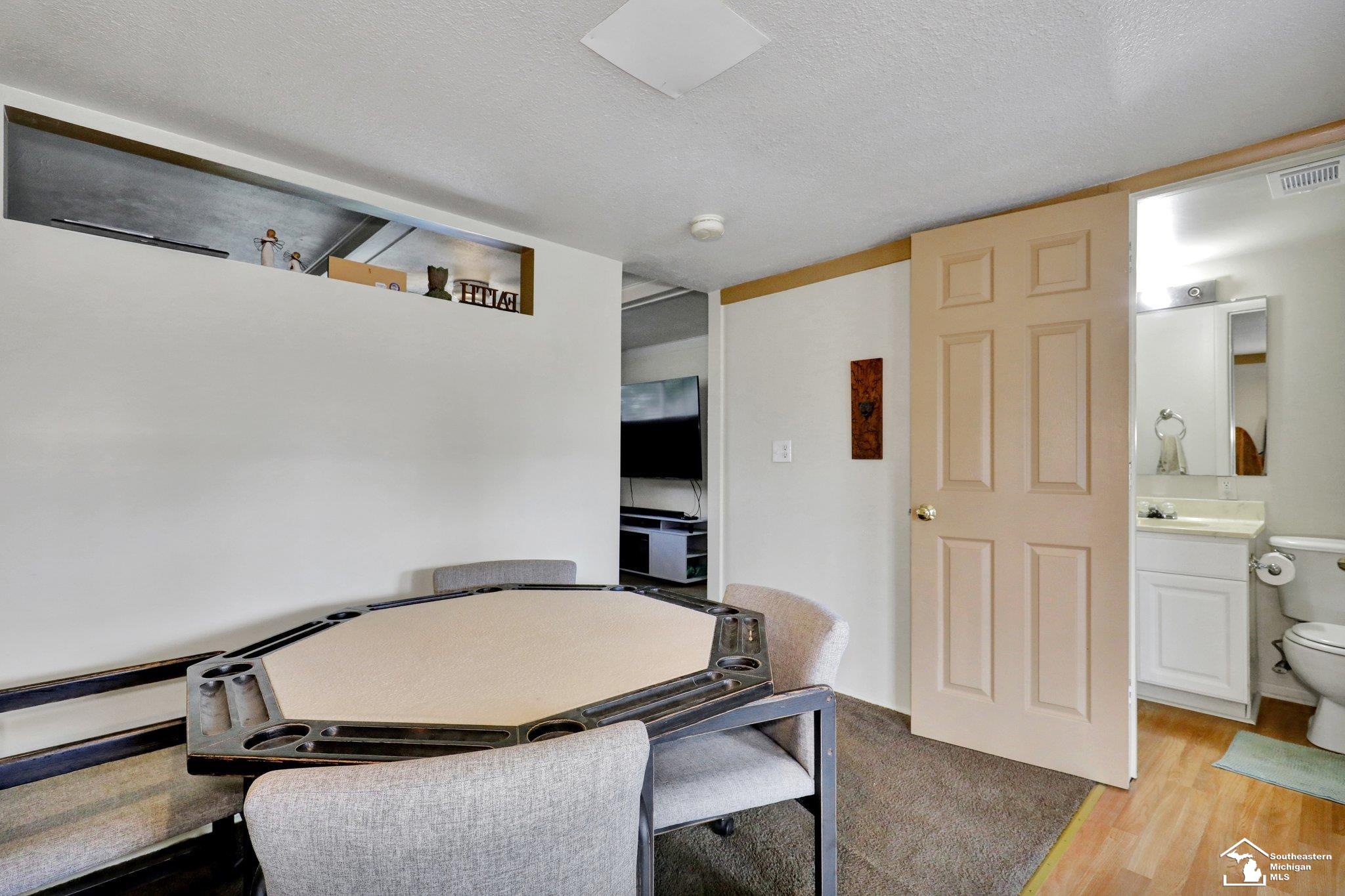 3201 Hepfer Road Lansing, MI 48911 - Photo 25 of 36 50120007-25.JPG
