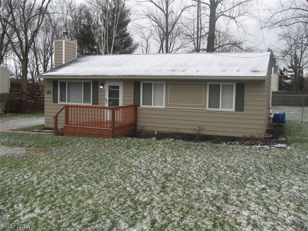 5823 Taylor Road New Franklin, OH 44216 - Photo 2 of 20