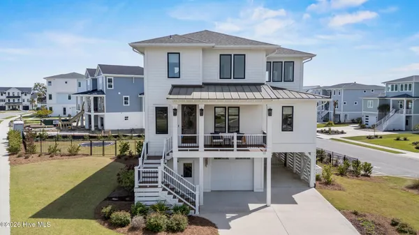 $1,299,999 | 11 Amidships Lane, Hampstead, NC 28443