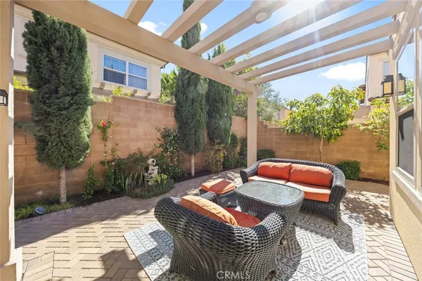 $1,690,000 | 107 Overbrook, Irvine, CA 92620