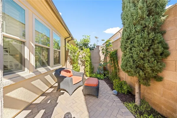 $1,690,000 | 107 Overbrook, Irvine, CA 92620