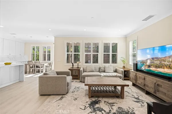 $1,690,000 | 107 Overbrook, Irvine, CA 92620