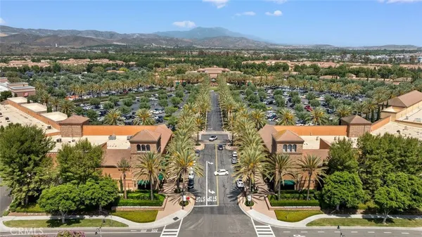 $1,690,000 | 107 Overbrook, Irvine, CA 92620