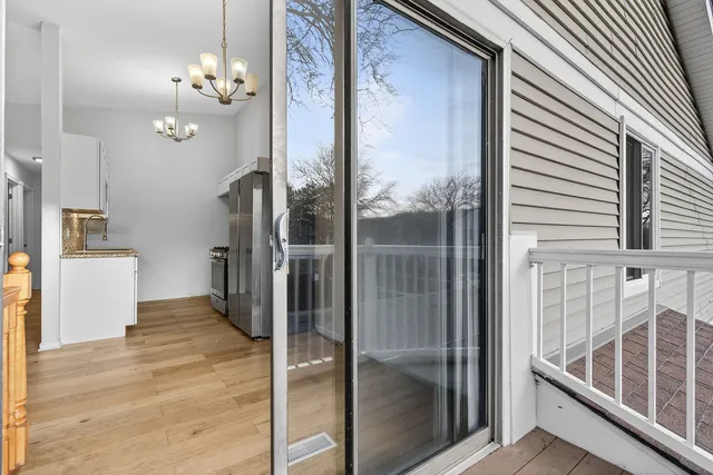 $299,900 | 455 Kennedy Place, Vernon Hills, IL 60061