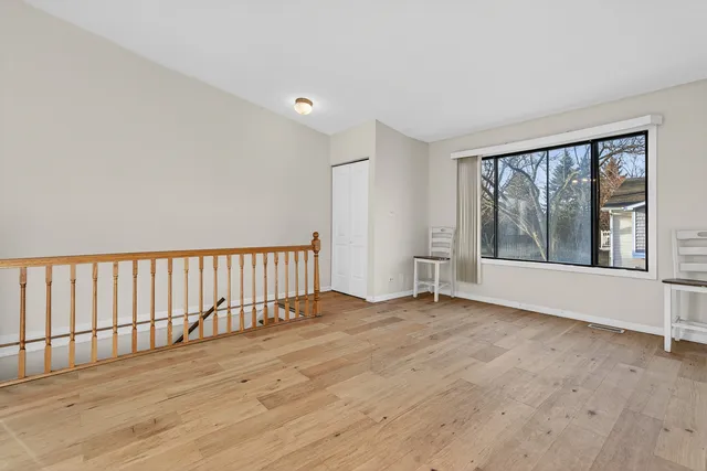 $299,900 | 455 Kennedy Place, Vernon Hills, IL 60061