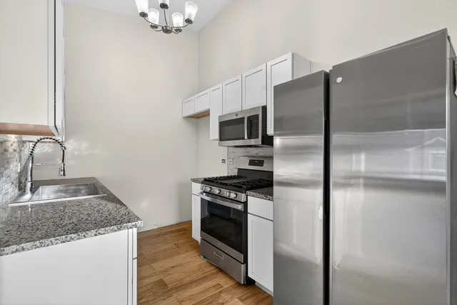 $299,900 | 455 Kennedy Place, Vernon Hills, IL 60061