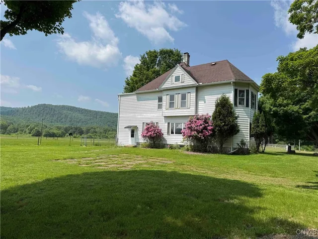 $180,000 | 1902 East River Road, Olean, NY 14760