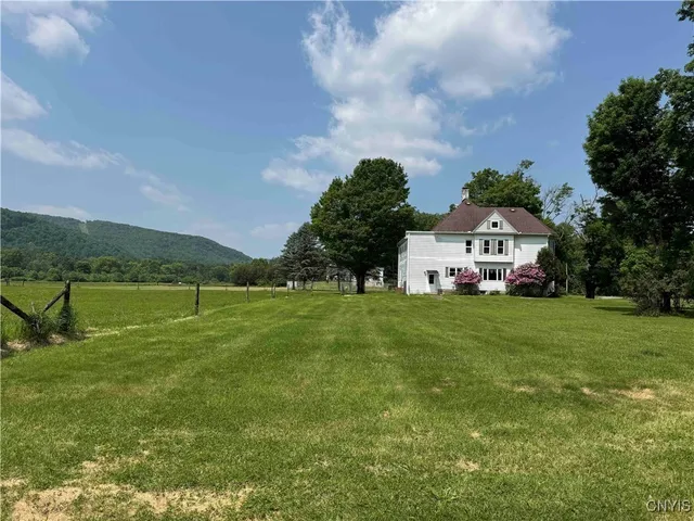 $180,000 | 1902 East River Road, Olean, NY 14760