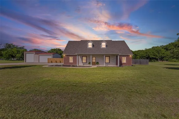 $410,000 | 319 Whippoorwill Drive, Wills Point, TX 75169