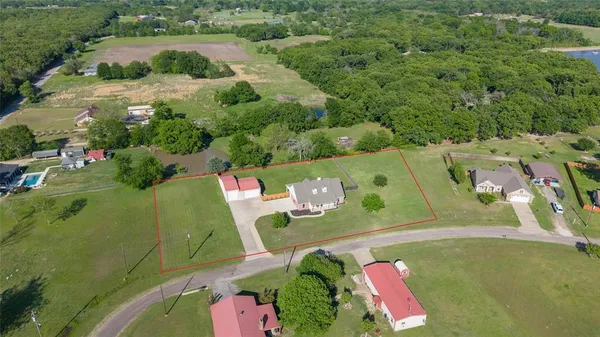 $410,000 | 319 Whippoorwill Drive, Wills Point, TX 75169