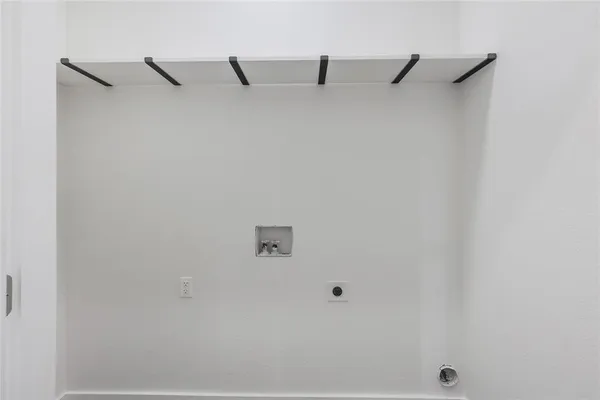 $410,000 | 319 Whippoorwill Drive, Wills Point, TX 75169