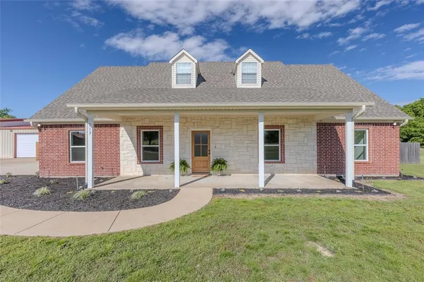 $410,000 | 319 Whippoorwill Drive, Wills Point, TX 75169