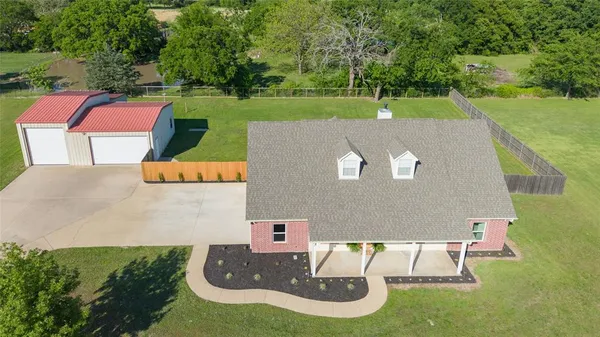$410,000 | 319 Whippoorwill Drive, Wills Point, TX 75169