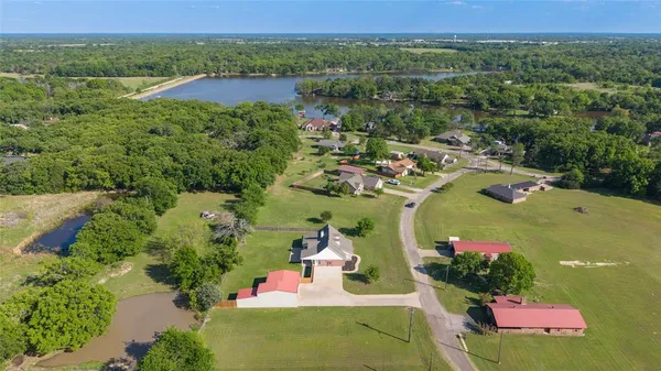 $410,000 | 319 Whippoorwill Drive, Wills Point, TX 75169