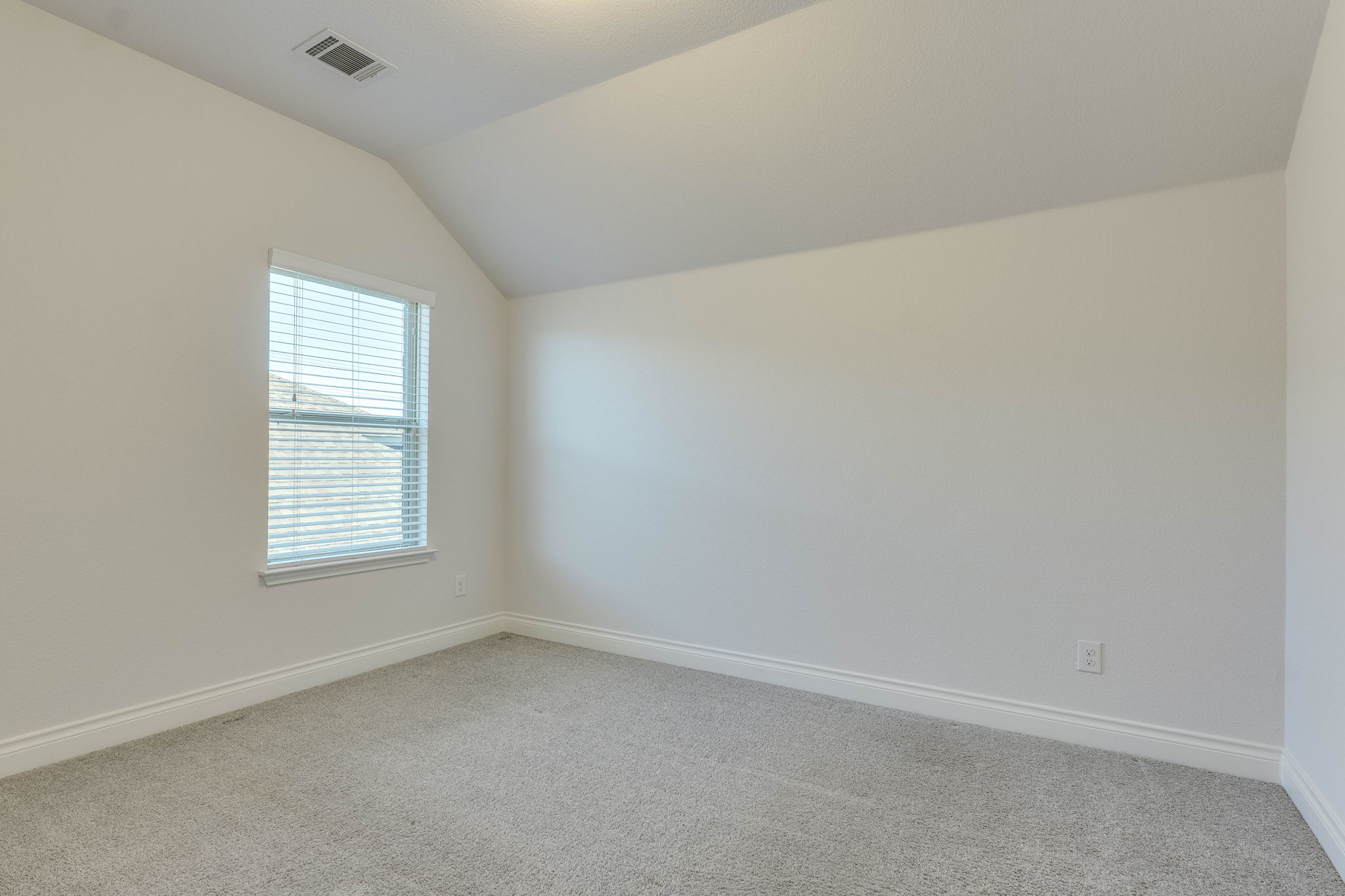 337 Crossvine Trail Georgetown, TX 78626 - Photo 30 of 35