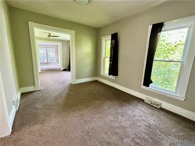 $1,150 | 499 West Avenue, Buffalo, NY 14213