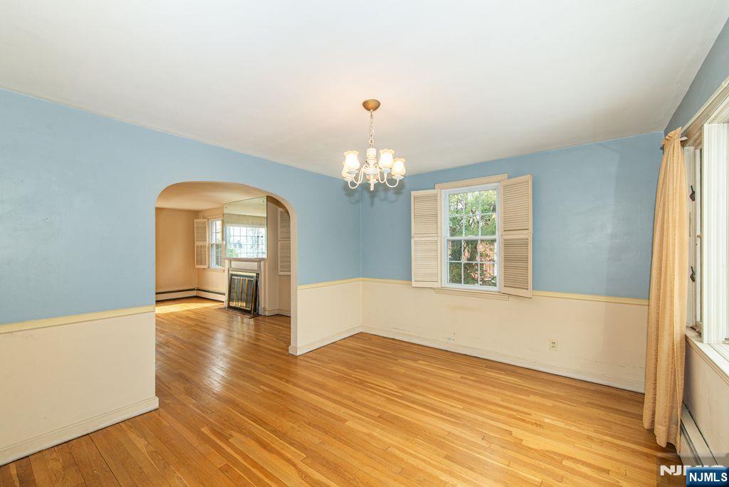 567 Windsor Road Wood-Ridge, NJ 07075 - Photo 14 of 33