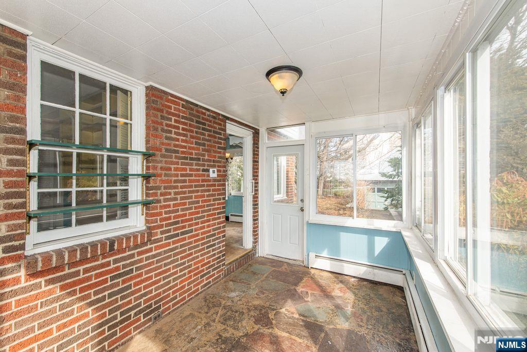 567 Windsor Road Wood-Ridge, NJ 07075 - Photo 26 of 33