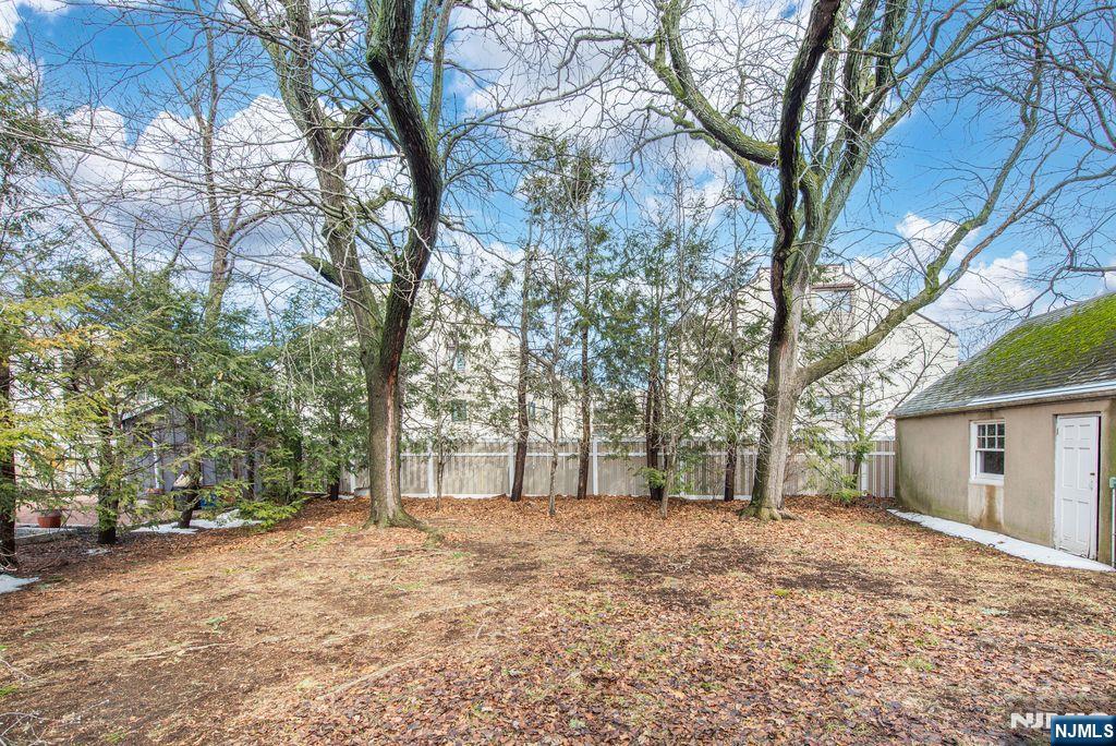 567 Windsor Road Wood-Ridge, NJ 07075 - Photo 31 of 33