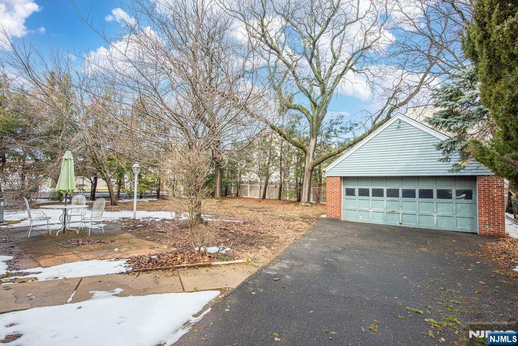 567 Windsor Road Wood-Ridge, NJ 07075 - Photo 32 of 33