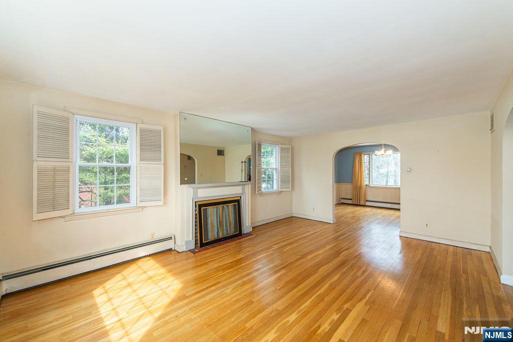 567 Windsor Road Wood-Ridge, NJ 07075 - Photo 7 of 33