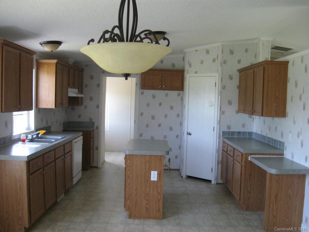 673 Mock Mill Road Statesville, NC 28677 - Photo 4 of 24 Gallery Image 4
