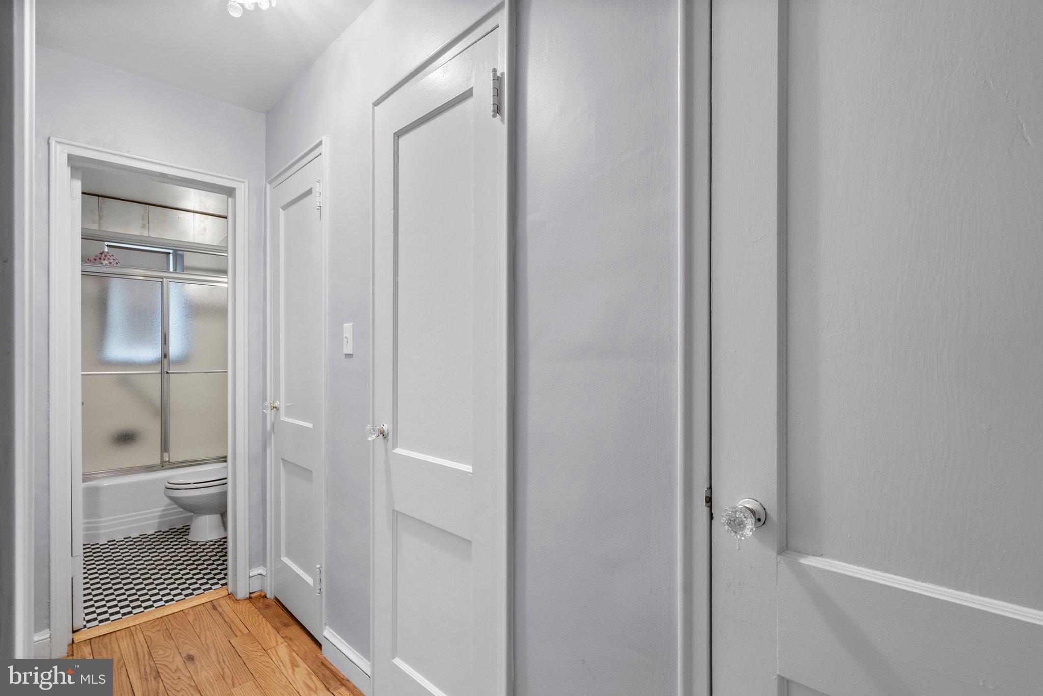 8720 Manchester Road, Unit 4 Silver Spring, MD 20901 - Photo 17 of 28 a bathroom with a toilet and a shower