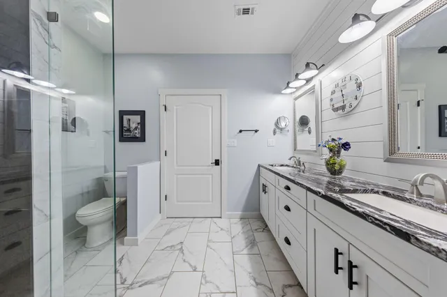 $715,000 | 236 Bayou Circle, Freeport, FL 32439