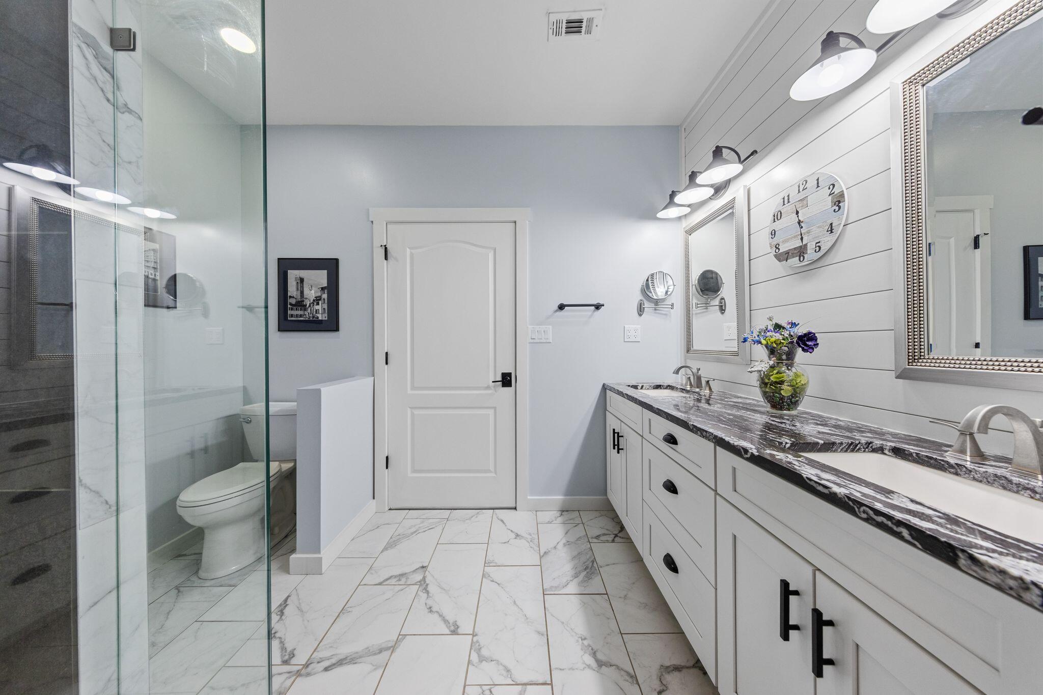 236 Bayou Circle Freeport, FL 32439 - Photo 16 of 43 Moore Media_26